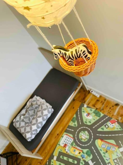 Agreable Maison De Village Avec Balcon Roiffieux Dış mekan fotoğraf