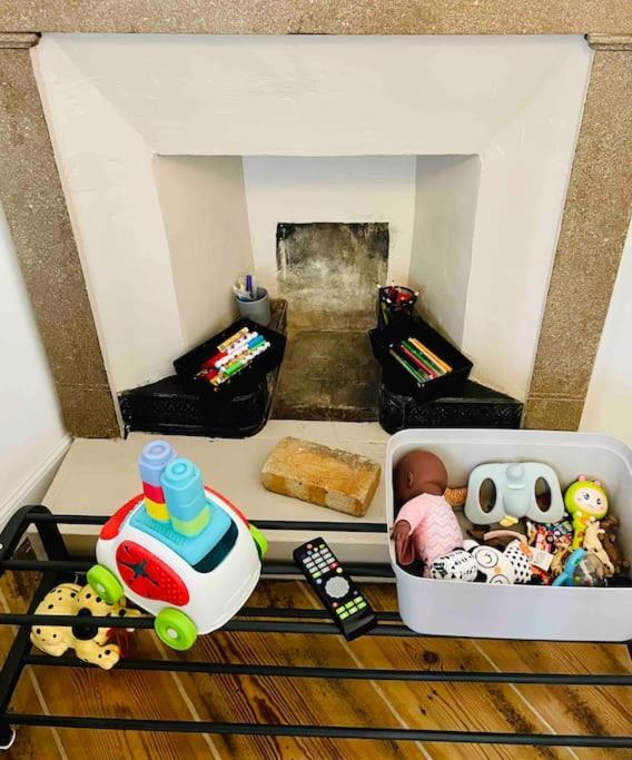 Agreable Maison De Village Avec Balcon Roiffieux Dış mekan fotoğraf